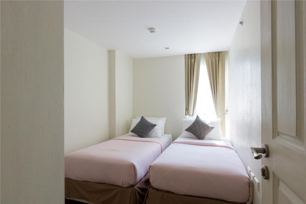 Бангкок: Sabai Sathorn Service Apartment