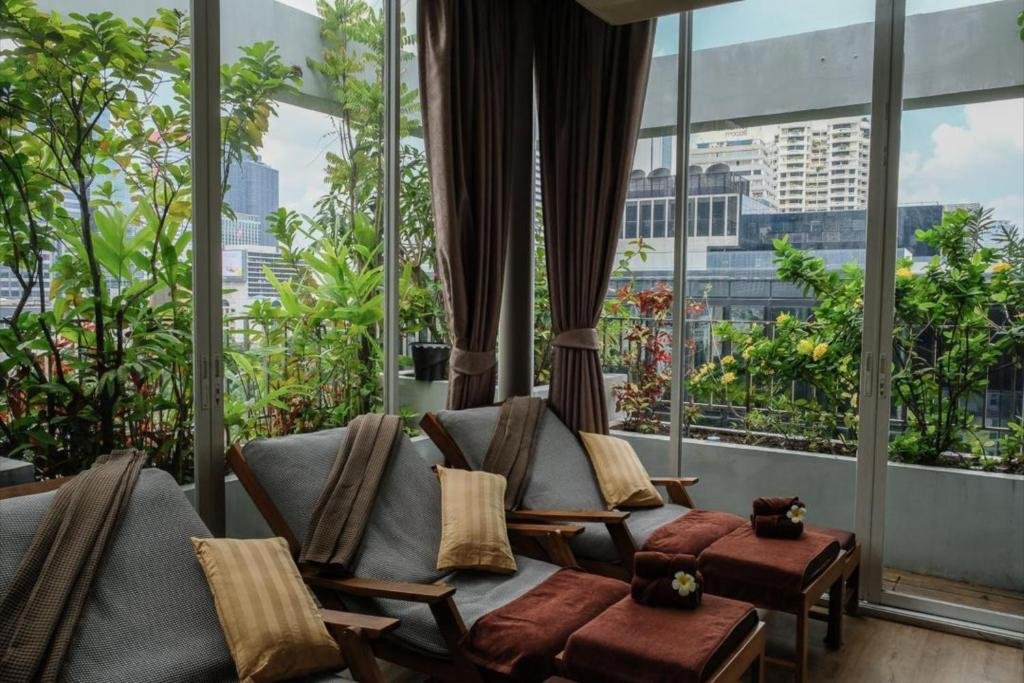 Бангкок: Sabai Sathorn Service Apartment