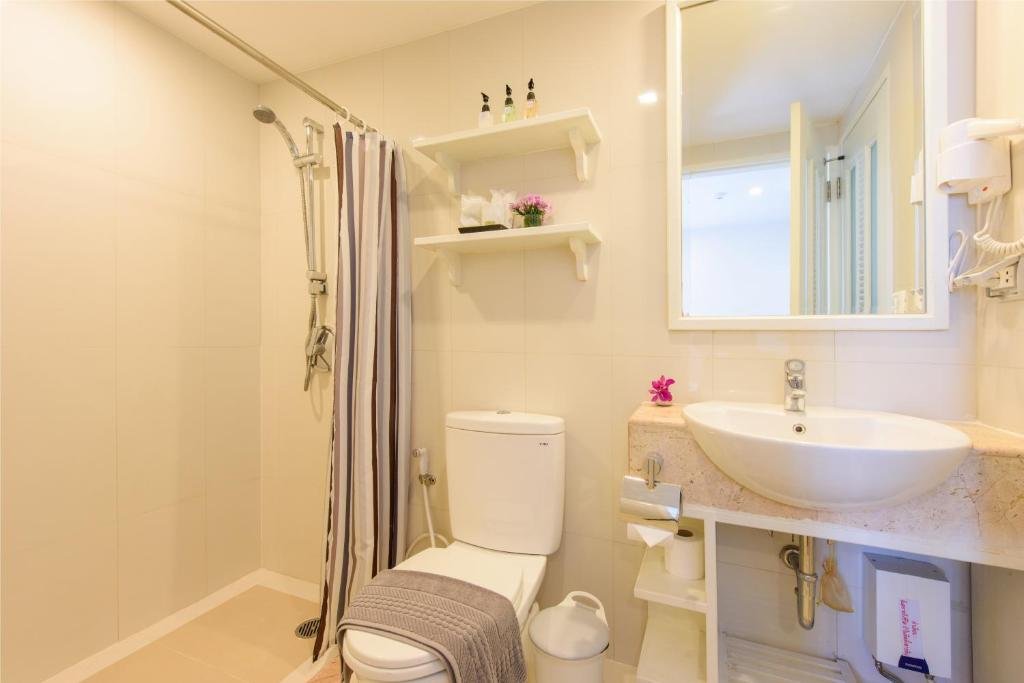 Бангкок: Sabai Sathorn Service Apartment