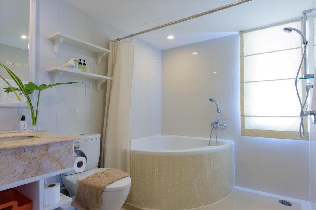 Бангкок: Sabai Sathorn Service Apartment