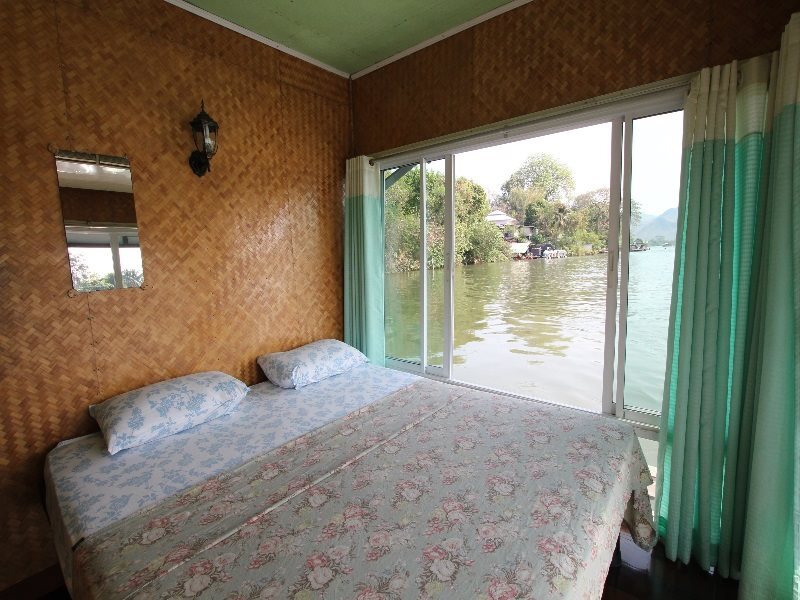 Канчанабури: Nita Raft House