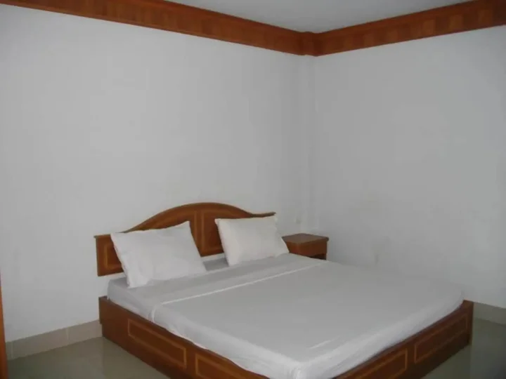 Чумпхон: Yong Dee Apartment
