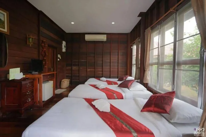 Сай Йок: Khaothone River View Resort