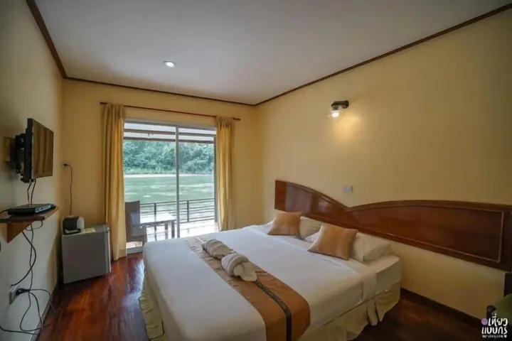 Сай Йок: Khaothone River View Resort