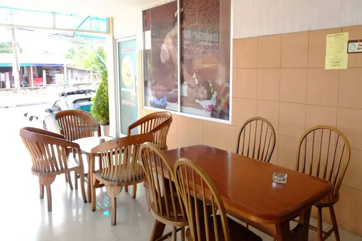 Бан Чанг: Banchang Apartment and Hotel