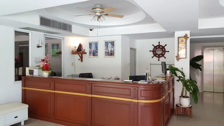 Удонтхани: BT Grand Condotel