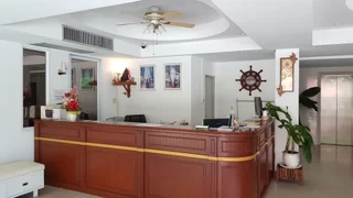 Удонтхани: BT Grand Condotel