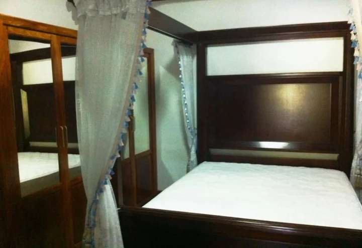 Удонтхани: Lert Prasert House