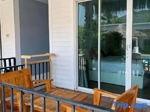Ко-Лан: Baan Captain Hook at Koh Larn