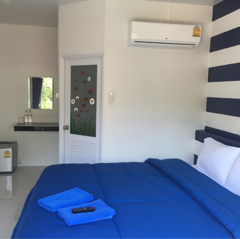 Ко-Лан: Baan Captain Hook at Koh Larn