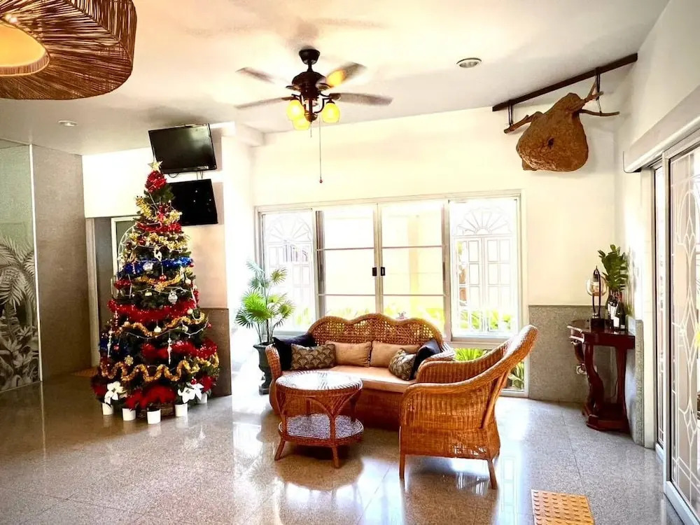 Паттайя: Nanthana Villa