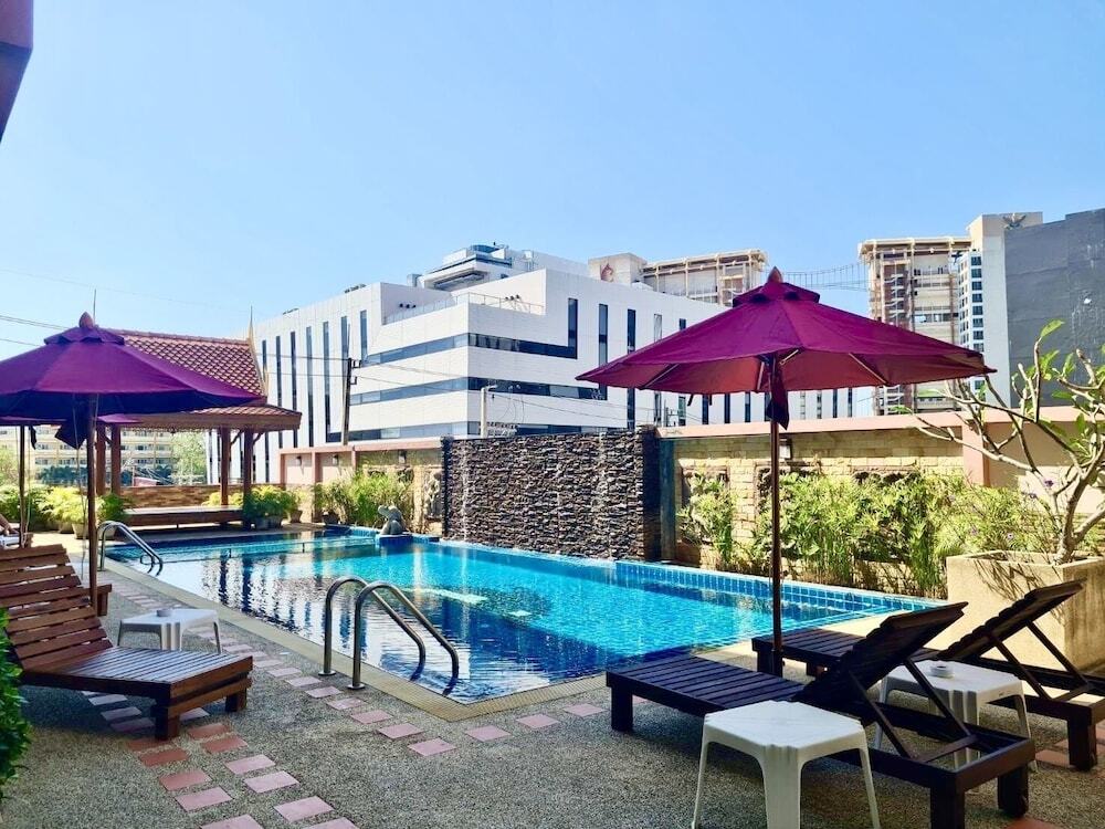 Паттайя: Nanthana Villa