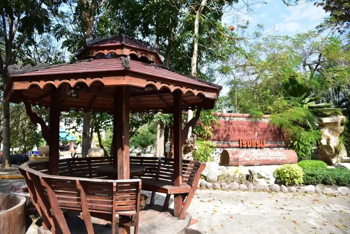 Нонг Нам Дэнг: Phuranya Resort