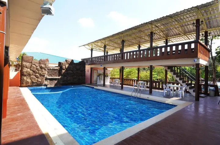 Нонг Нам Дэнг: Phuranya Resort