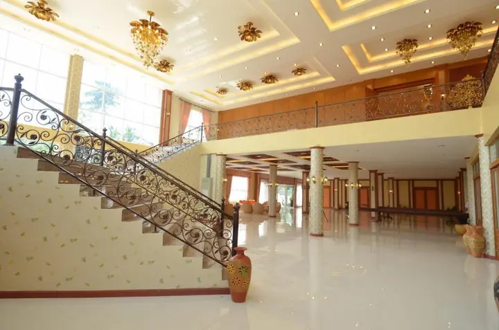 Нонг Нам Дэнг: Phuranya Resort