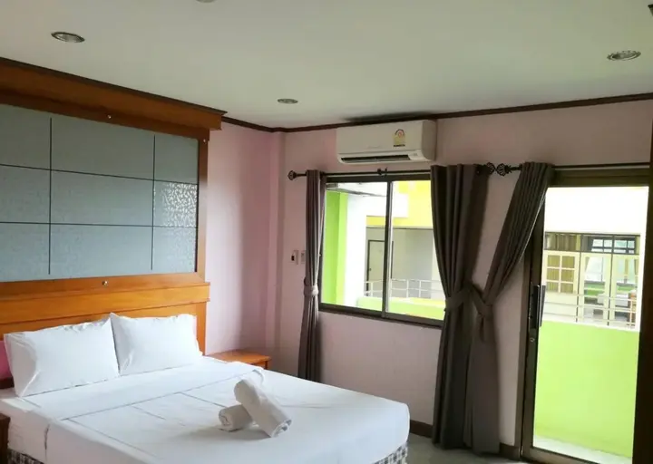 Сураттхани: Phongkaew Hotel