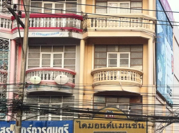Сураттхани: Diamond Mansion & Guesthouse