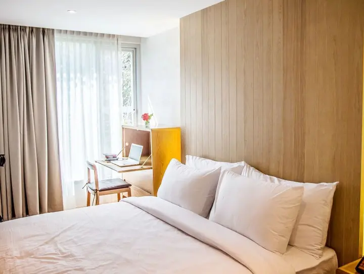 Сирача: Balcony Seaside Sriracha Hotel & Serviced Apartments (SHA Extra Plus)