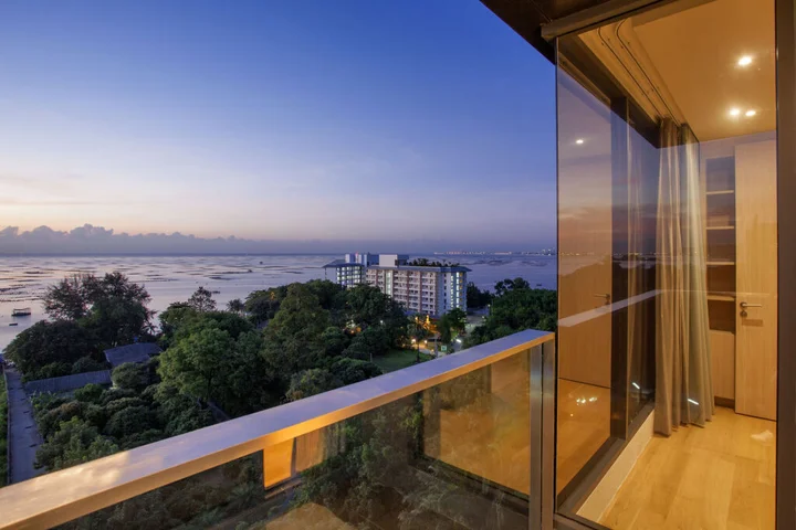 Сирача: Balcony Seaside Sriracha Hotel & Serviced Apartments (SHA Extra Plus)