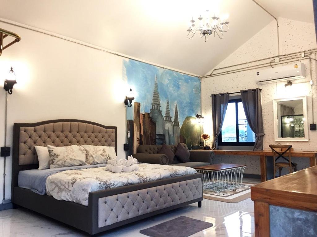 Аюттхая: Home Ayutthaya