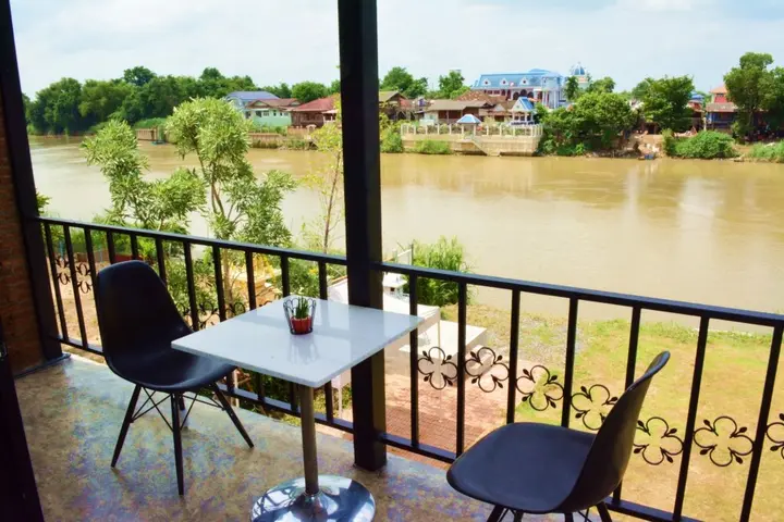 Аюттхая: Home Ayutthaya