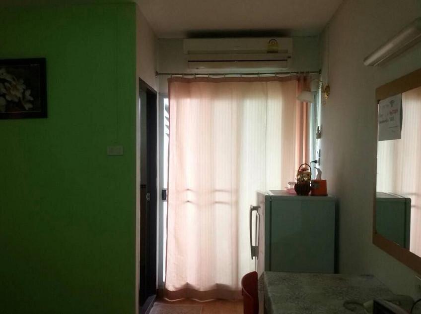 Нонтхабури: B2广场酒店(B2 Place)