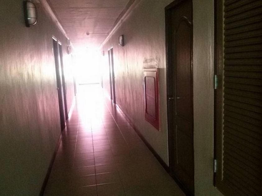Нонтхабури: B2广场酒店(B2 Place)
