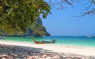 Пхи-Пхи-Дон: Koh Phi Phi Stones Bar Dorm Rooms & Restaurant