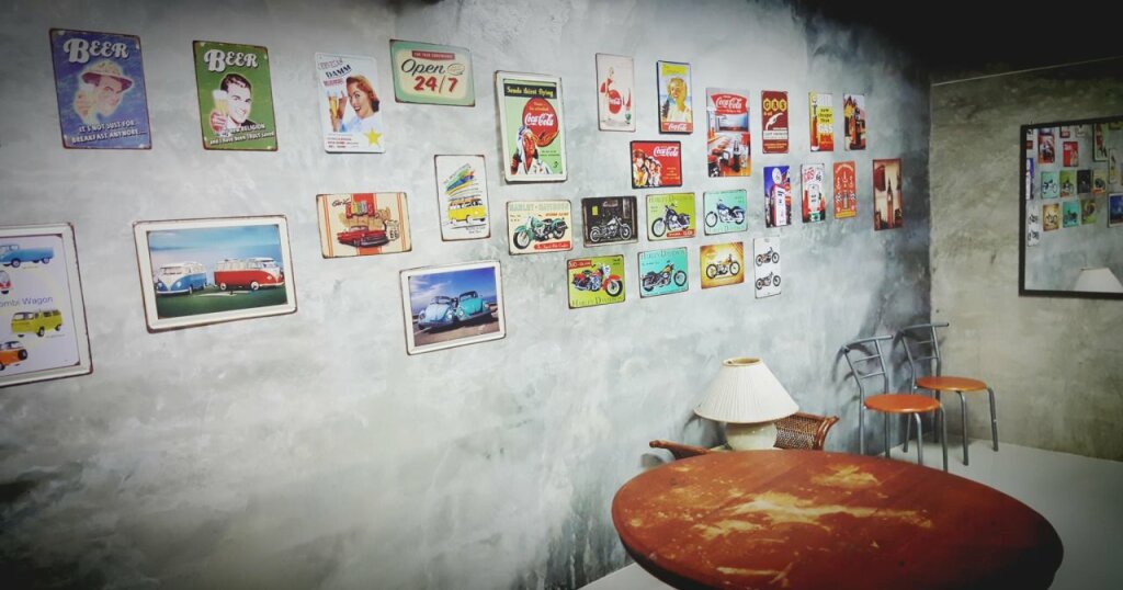Прачинбури: Suntisuk Place