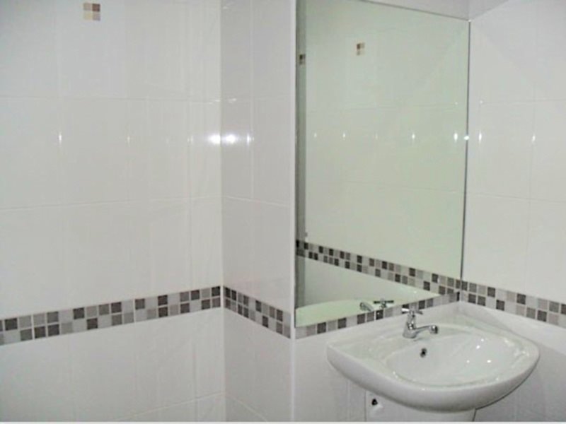 Сирача: Aroonsiri Place Apartment