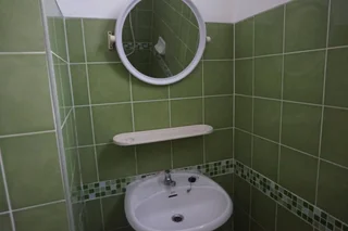 Кхлонг-Янг: Teeradol Place