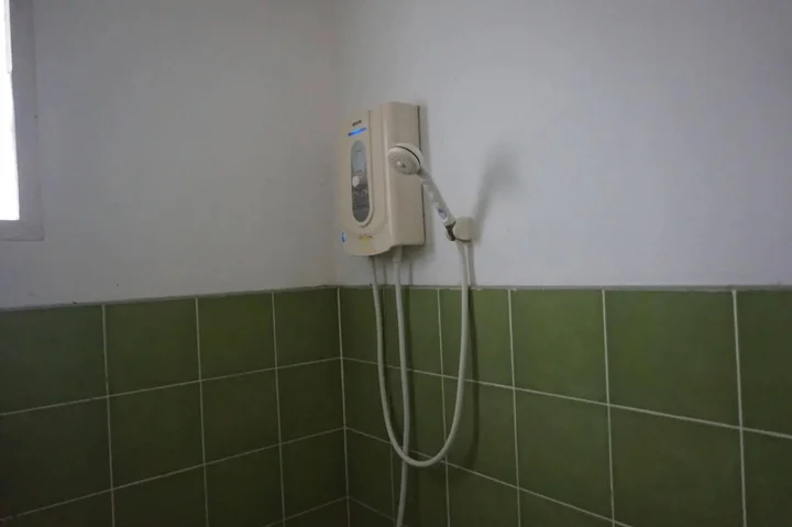 Кхлонг-Янг: Teeradol Place