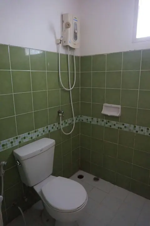 Кхлонг-Янг: Teeradol Place