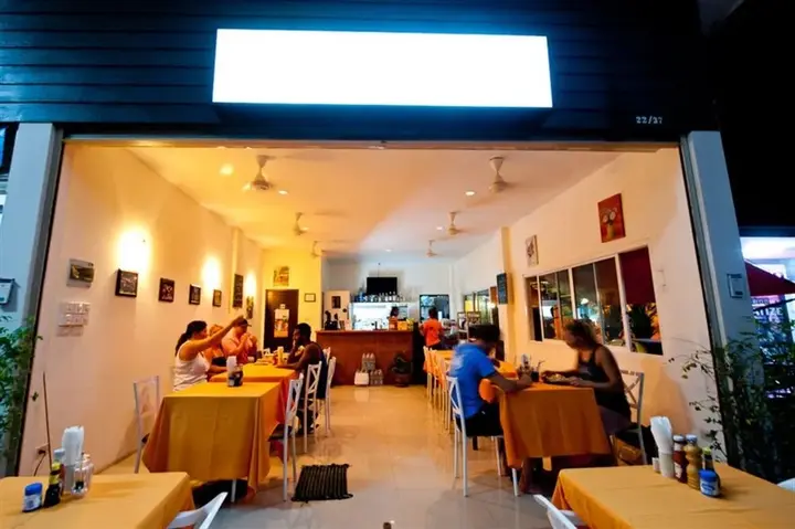 Муанг: Anchan Hostel