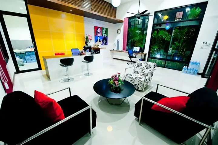 Муанг: Anchan Hostel