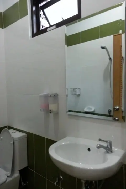 Сурин: N-Joy Place