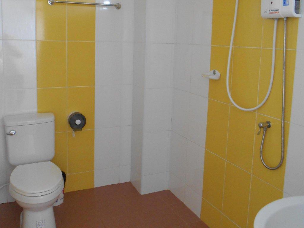 Нанг-Ронг: Bumnsaya Place