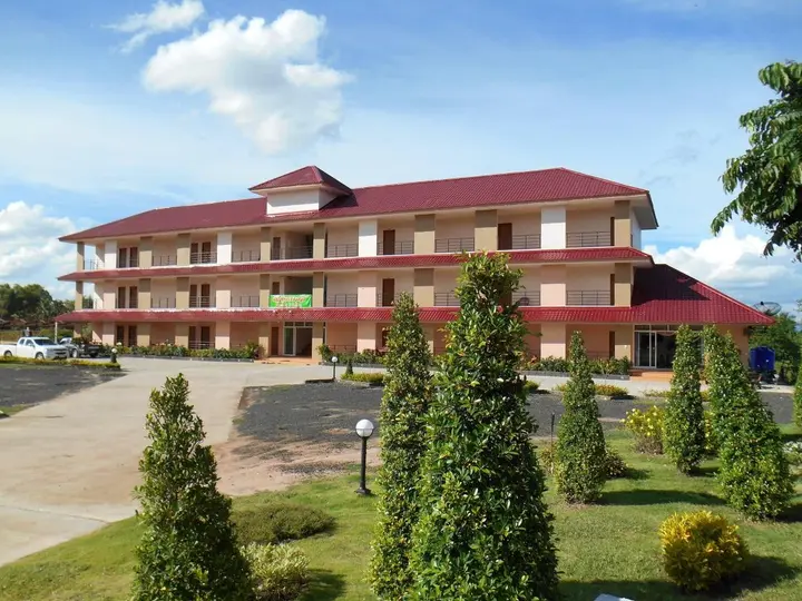 Нанг-Ронг: Bumnsaya Place