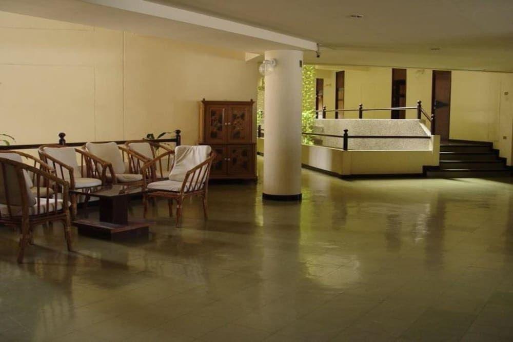 Сурин: Hotel Petchkasem Grand