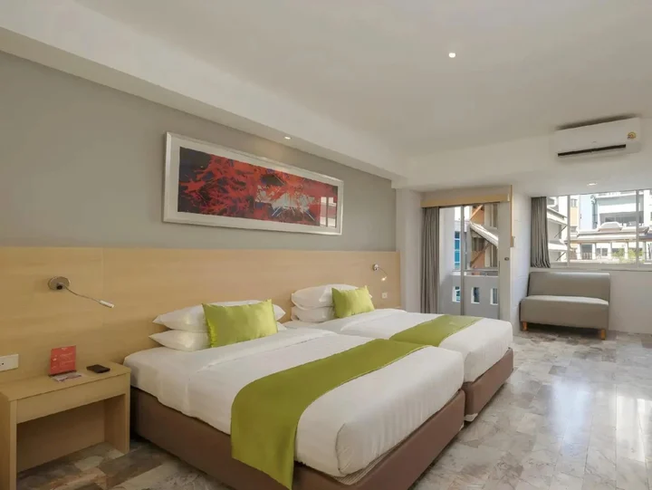 Бангкок: Jolly Suites & Spa Hotel