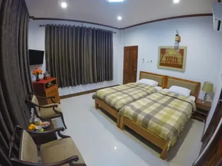 Чианг-Хан: Chandra Varin Hometel