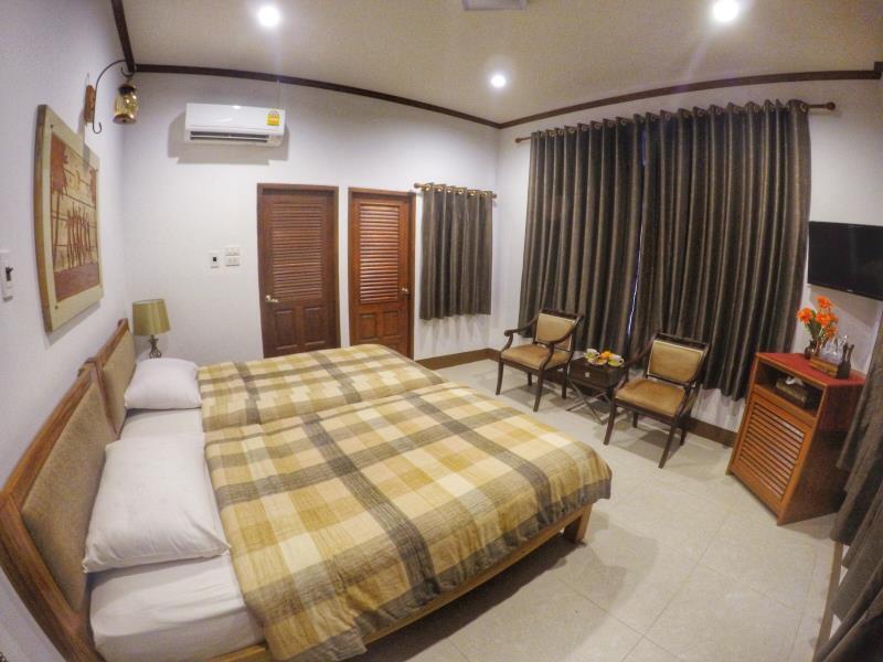 Чианг-Хан: Chandra Varin Hometel