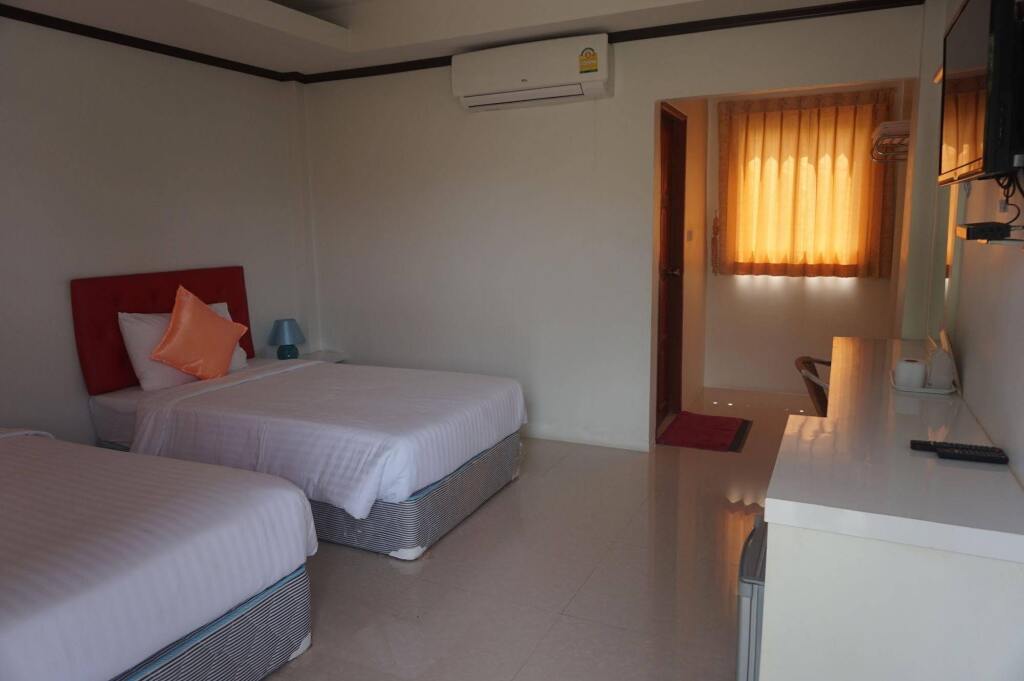 Нанг-Ронг: Boonaree Resort