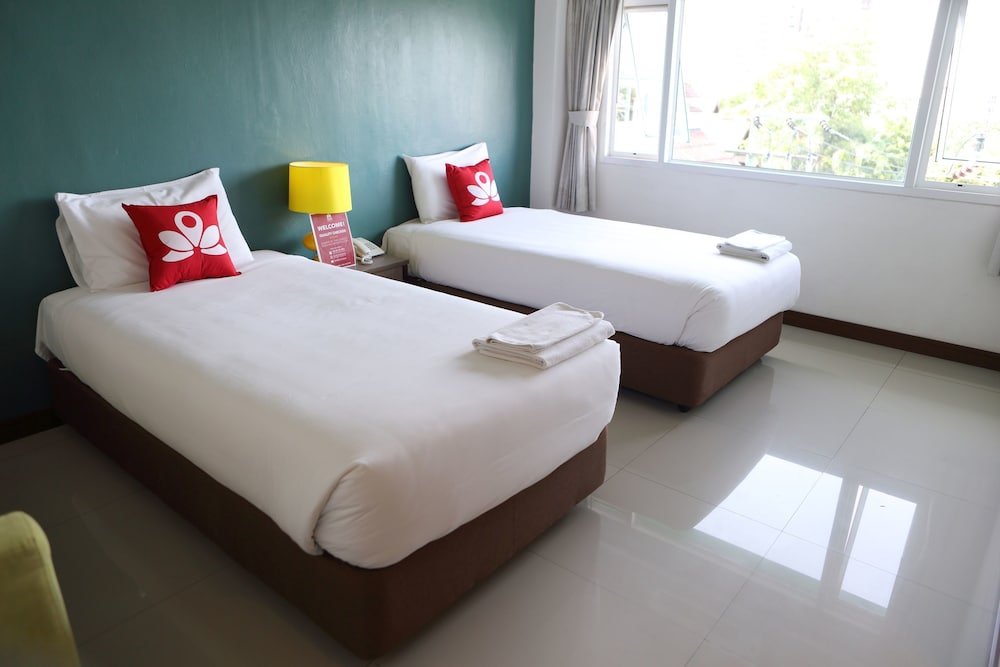 Паттайя: ZEN Rooms Thappraya Road