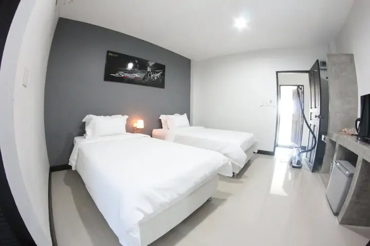Лоэй: Plus Hotel Loei