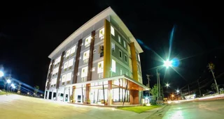 Лоэй: Plus Hotel Loei