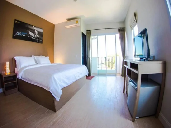 Лоэй: Plus Hotel Loei