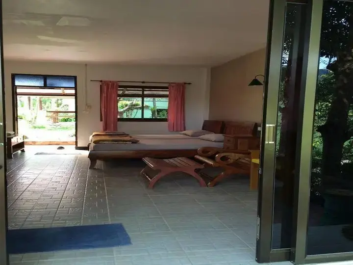 Бан-На-Сан: Longgong garden home