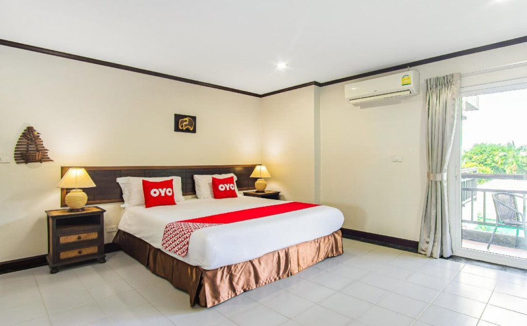 Муанг: Pathaya Place Kata Hotel