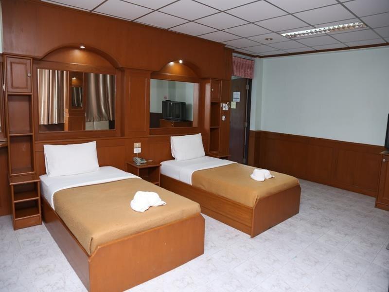 Сураттхани: Banpaktai Hotel